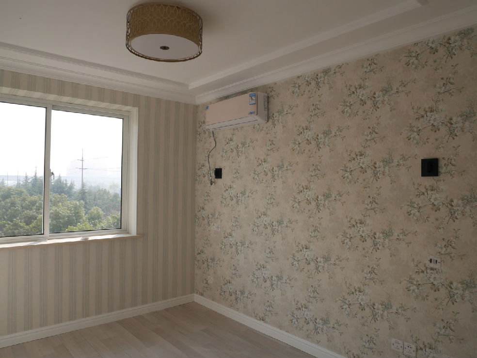  贴墙纸的糯米胶与土豆胶怎么选