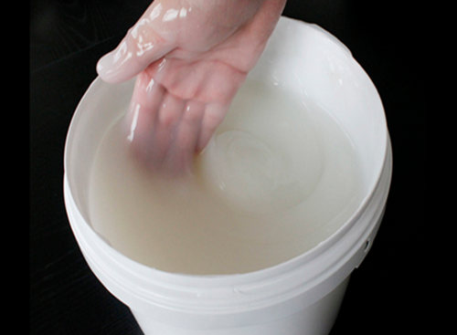 墙纸墙布胶与墙基膜的区别